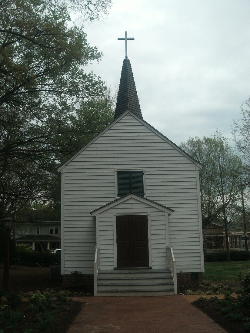 Front of Saint Mark’s Chapel at Mordecai Historic Park in 2015